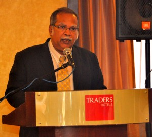 DR. P. Ramasamy ketika berucap pada penganjuran Forum Industri dan Usahawan Pulau Pinang 2012 di sini baru-baru ini.