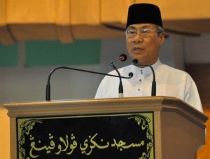 MANSOR Othman menyampaikan ucapan mengenai keistimewaan Bulan-Bulan al-Quran pada Majlis Sambutan Bulan-Bulan al-Quran di Masjid Negeri di sini baru-baru ini