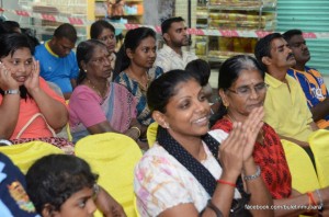 ORANG ramai yang hadir pada sambutan Hari Deepavali anjuran DIGI.