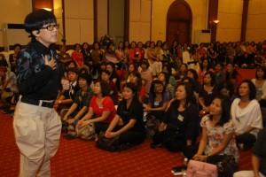 PARA peserta Sister Camp tekun mengikuti ceramah yang diberikan bersempena penganjuran program berkenaan.  