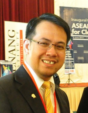 STEVEN Sim Chee Keong.