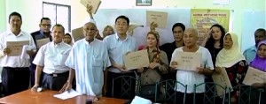 PENDUDUK Kampung Sungai Nibong Besar b e r s y u k u r a t a s inisiatif khas Kerajaan Negeri menyelesaikan kemelut mereka.