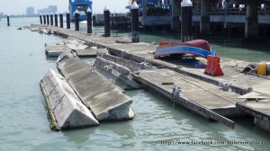 KEADAAN Tanjung City Marina yang tidak terurus.