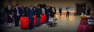 IN light of the announcement by Prime Minister Datuk Seri Najib Razak that the ill-fated MH370 went down in the southern Indian Ocean, Chief Minister Lim Guan Eng called for a one-minute silence and offered prayers to the families and loved ones of the passengers and crew members of the flight. "In whatever circumstances, words will not suffice to express the crushing loss of the families.  Let us offer our prayers for them," he said at the signing ceremony between PDC & Paramount Corporation Berhad in KDU College at Jalan Anson on Mac 25.
