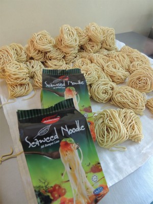 PRODUK seaweed noodle keluaran Warqah Food Industries Sdn. Bhd..