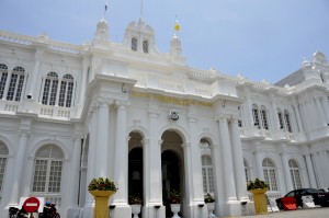 2016年是槟城的转型年，槟州政府的焦点将是继续孕育革新及企业精神做为经济发展的催化剂。 （档案照）