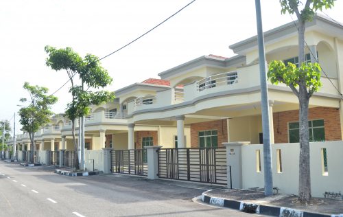 தாமான் மூராய் ஜெயா வீடுகள்.