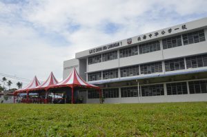 自槟州政府落实制度化教育拨款以来,北海中华公学一校共获得47万6000令吉拨款,再加上首长特别拨款,所获得拨款总额超过100万令吉;该校董事部在2年前买下学校旁一片逾1万6800平方尺的空地,再加上防洪沟渠加盖后上层增加出来的3500平方尺地段,成功打造成一个逾2万平方尺的草场。