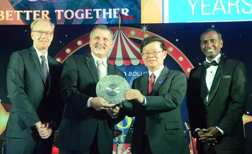 Motorola Solutions Lauded For Its Contributions To State Buletin Mutiara