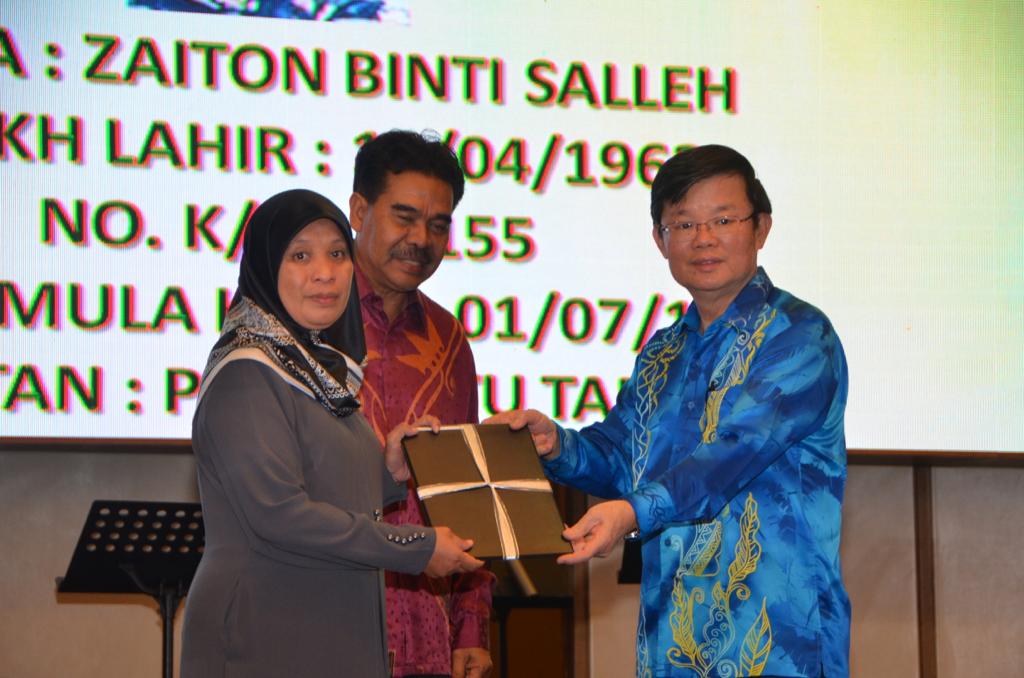 PBAPP gives out long service awards to 47 employees | Buletin Mutiara