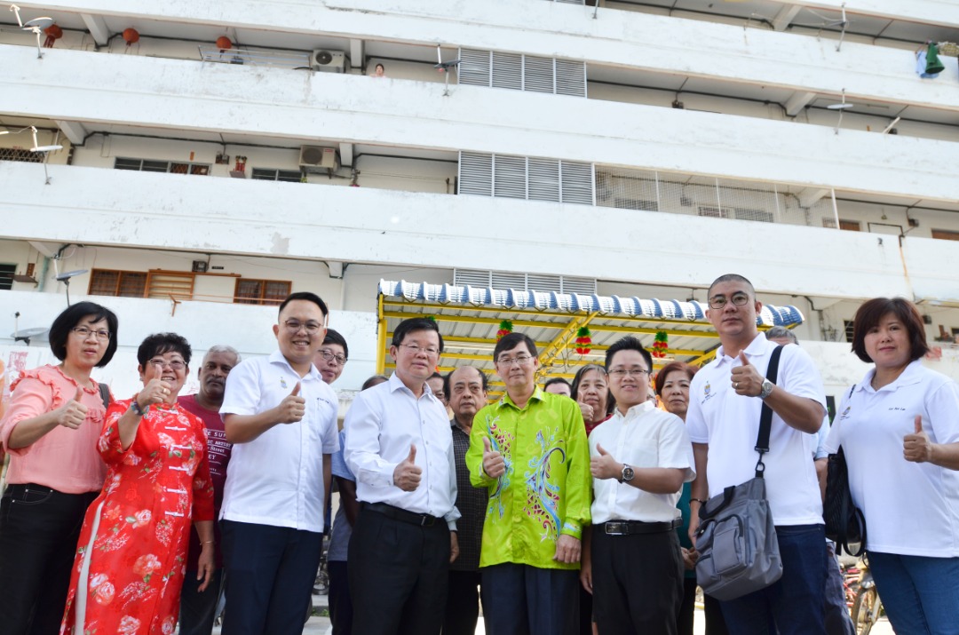 州政府及居民同心协力五条路350组屋完善基设迎新年 Buletin Mutiara