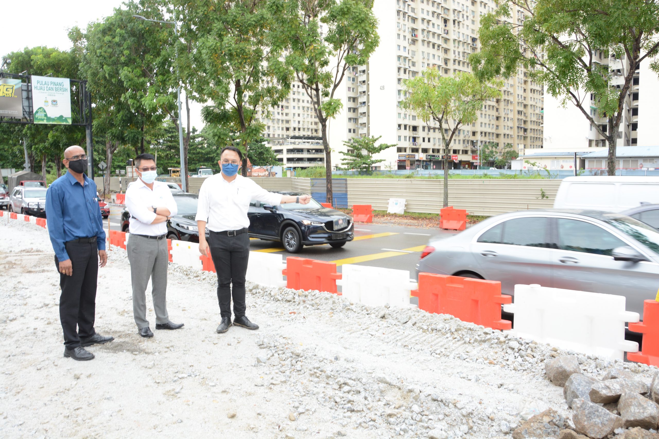 五条路填地道路提升工程 魏子森 改善路面下陷问题 Buletin Mutiara