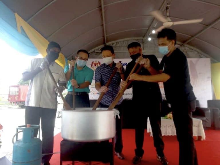 Transformasi sektor inap desa Pulau Pinang menerusi ...