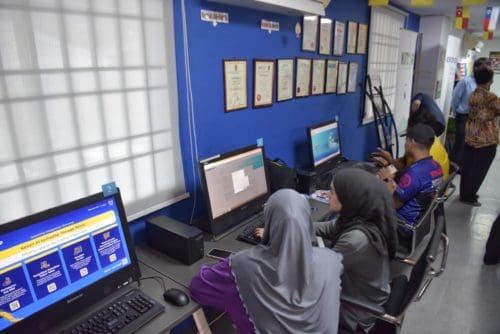 0ca995d2 4316 48bb 9d51 aaa86ec8a789