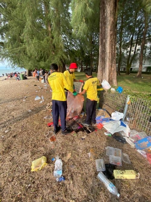 2b3ef77e 2ecb 4c29 9d2c 5749211b4737