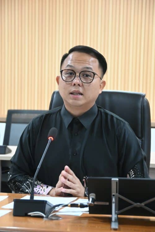 bfbfd641 8e81 4a3a b64e a93994f0f34b