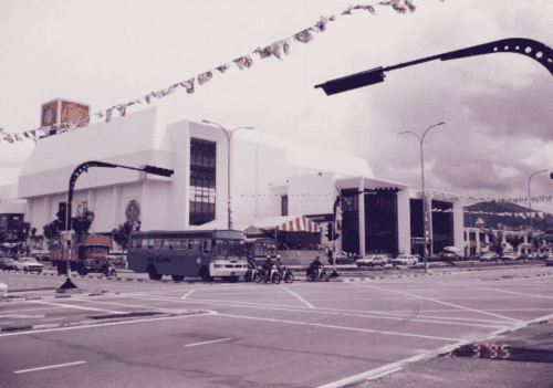 4. sunshine square 1995