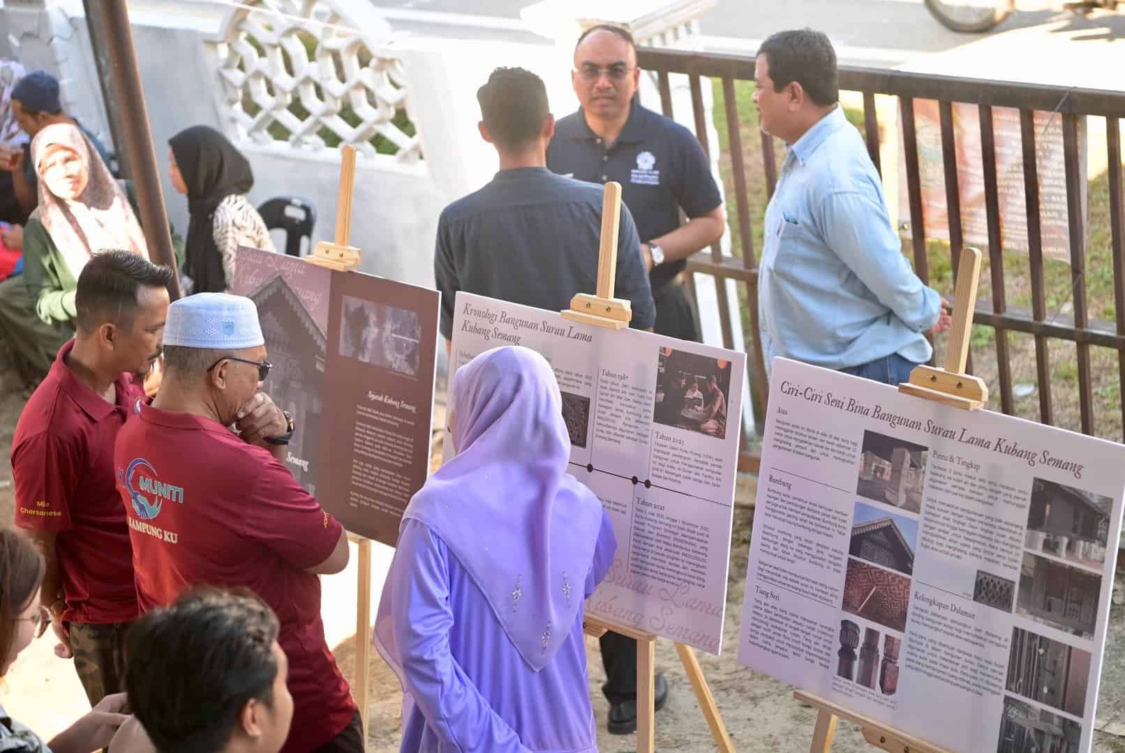 0806b12f 83a2 4255 8429 b018a0b418bd