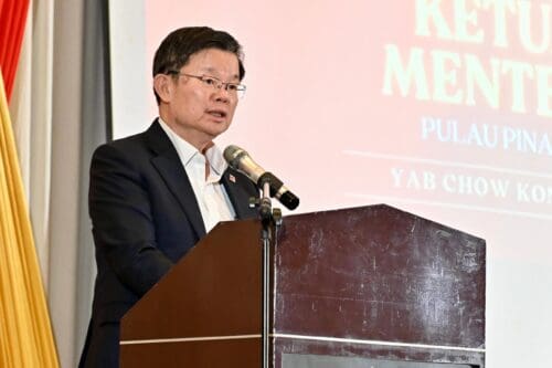 2c5c5fb4 4068 41f2 93be f166e86b8f15