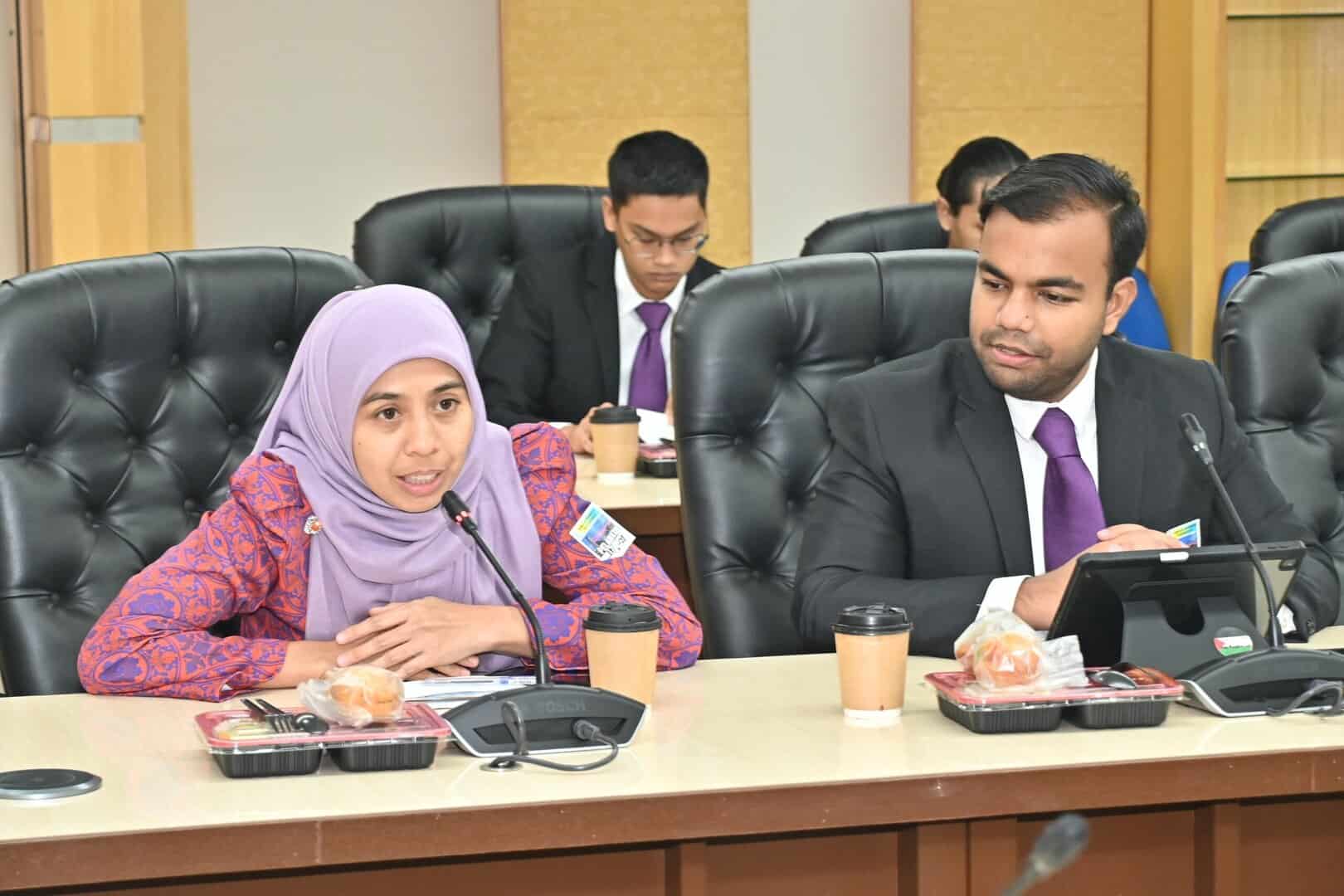 c5ae8e40 f1d8 410c 88eb 6e59509ebbe3