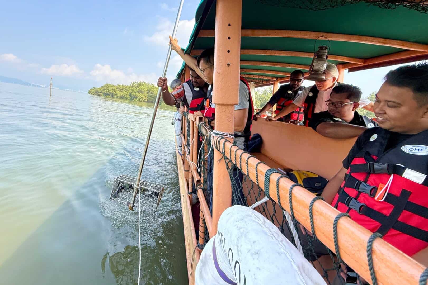 5e7f9f8f d114 4d23 ac14 4a9b123d853a