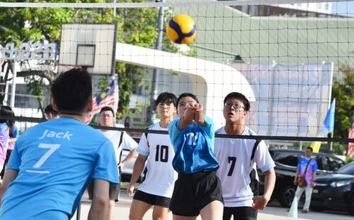 9f58e15e d1ef 421b b98c 1559ea50d5c4