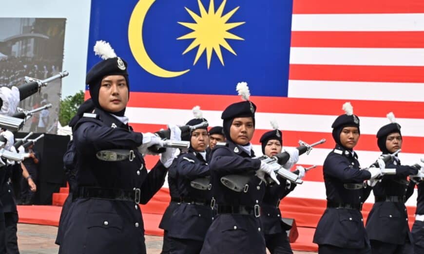 dba67387 5d8c 4e15 ac77 2abe4c2b2ff6