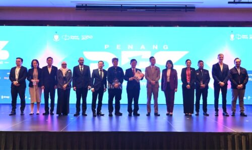 f5ece35c 3409 4c5f 9425 b01b5d8d27d6