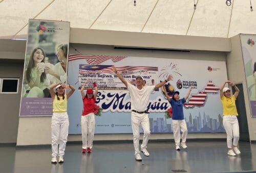 0f43e7df e4be 4e8d 946d 2d1bd46905b8