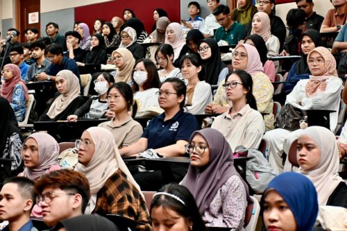 1ce8b309 03c6 4c3b bf59 870366465691