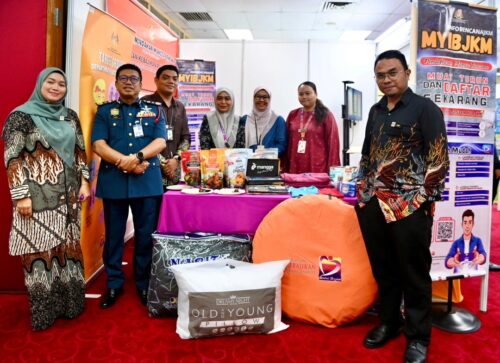 3a86cebf f8a4 4424 b054 4161ffde9890