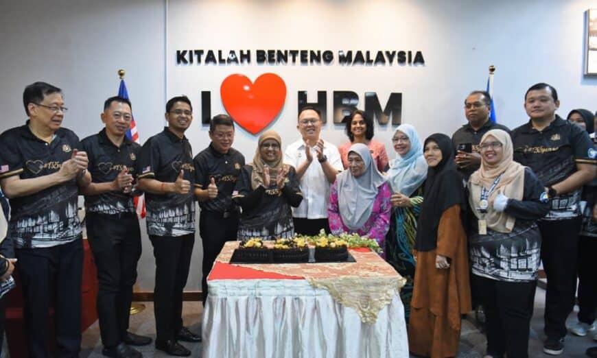 d4455ac3 d52e 4fa8 a703 382ced1f389f