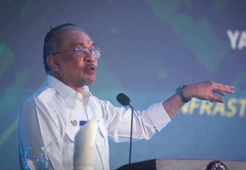 4e38577c f000 46d4 b550 5f02d79caa7f