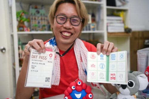 7bdb0e8c c797 4ff0 9c90 8bb0479fb567