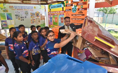 453f28d1 32a6 4280 9c72 9674a441155e