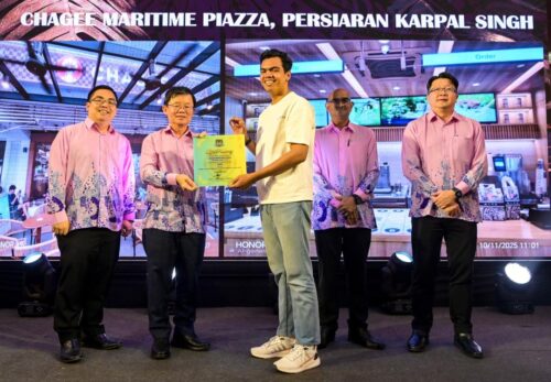 whatsapp image 2025 12 03 at 21.52.55