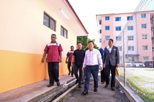 f2be5255 aedb 4cb9 a2a9 7f814604b25c