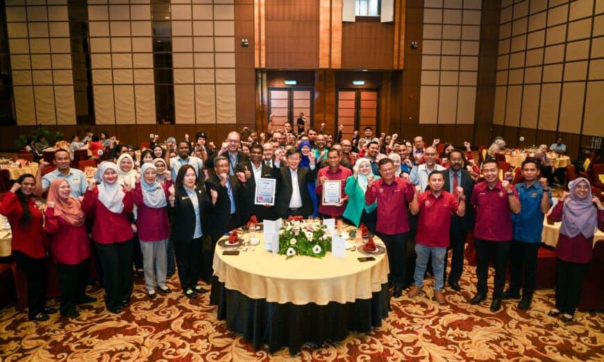 fc9aaf3d 9f79 4ebf aa6f 27d2568b9194