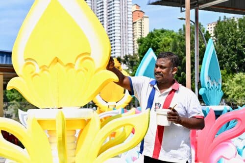 39f17042 9984 4dd3 8bdd e649c76fdbec