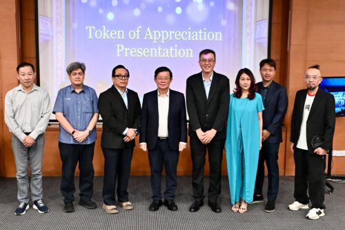 52cd9444 d4f0 4759 95f2 9a2aff1bcd64