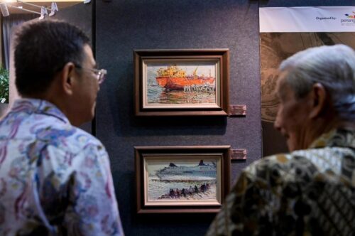 74dfebe6 d753 4ec9 94ae f5e426d05e31