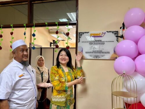 79a69fde 8f59 41e2 b34a ae29f666452c