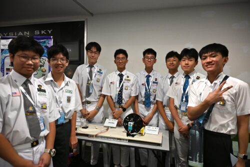 9c90f105 9494 4eb4 9f4c 1ab2a5567d1e