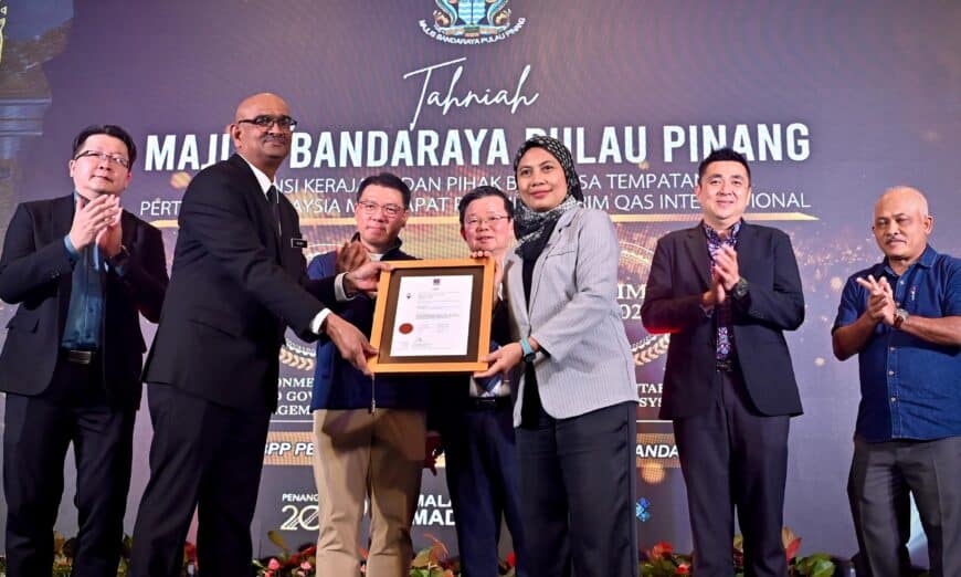 f7c647f2 cc76 4bf3 84d1 fc79f7ae2ac2