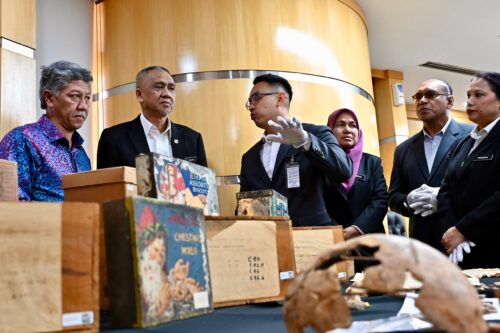 ab434971 ea38 45b1 875f 79c5f70dc7c0