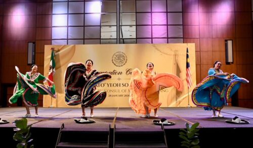 bda403a0 6551 408e af9f fe05fc84ab24