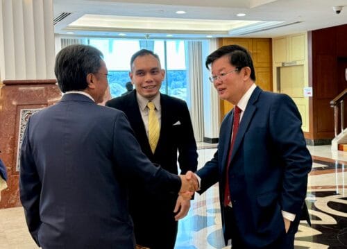 e46c7267 6495 4f9e 8c5f aef1d2d582eb