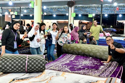 f0450228 043b 4a84 a39f 87d874b30fcc