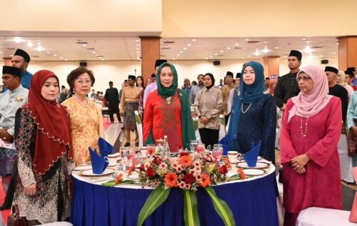 05aa183d 2389 4a8b 8e2d 13c71a18ecc9