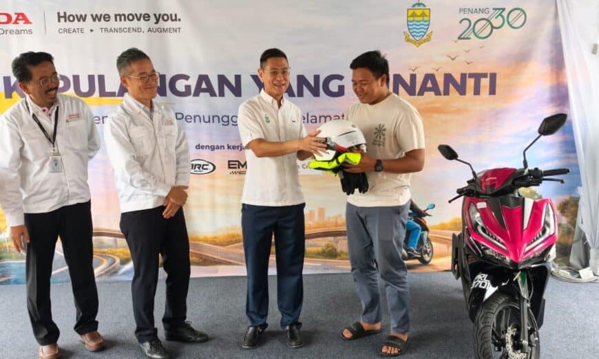 f7a58647 2174 4626 991a 2fab6e0340c2